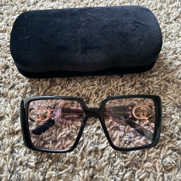 Gucci Black Oversized Sunglasses - Picture 1 of 3